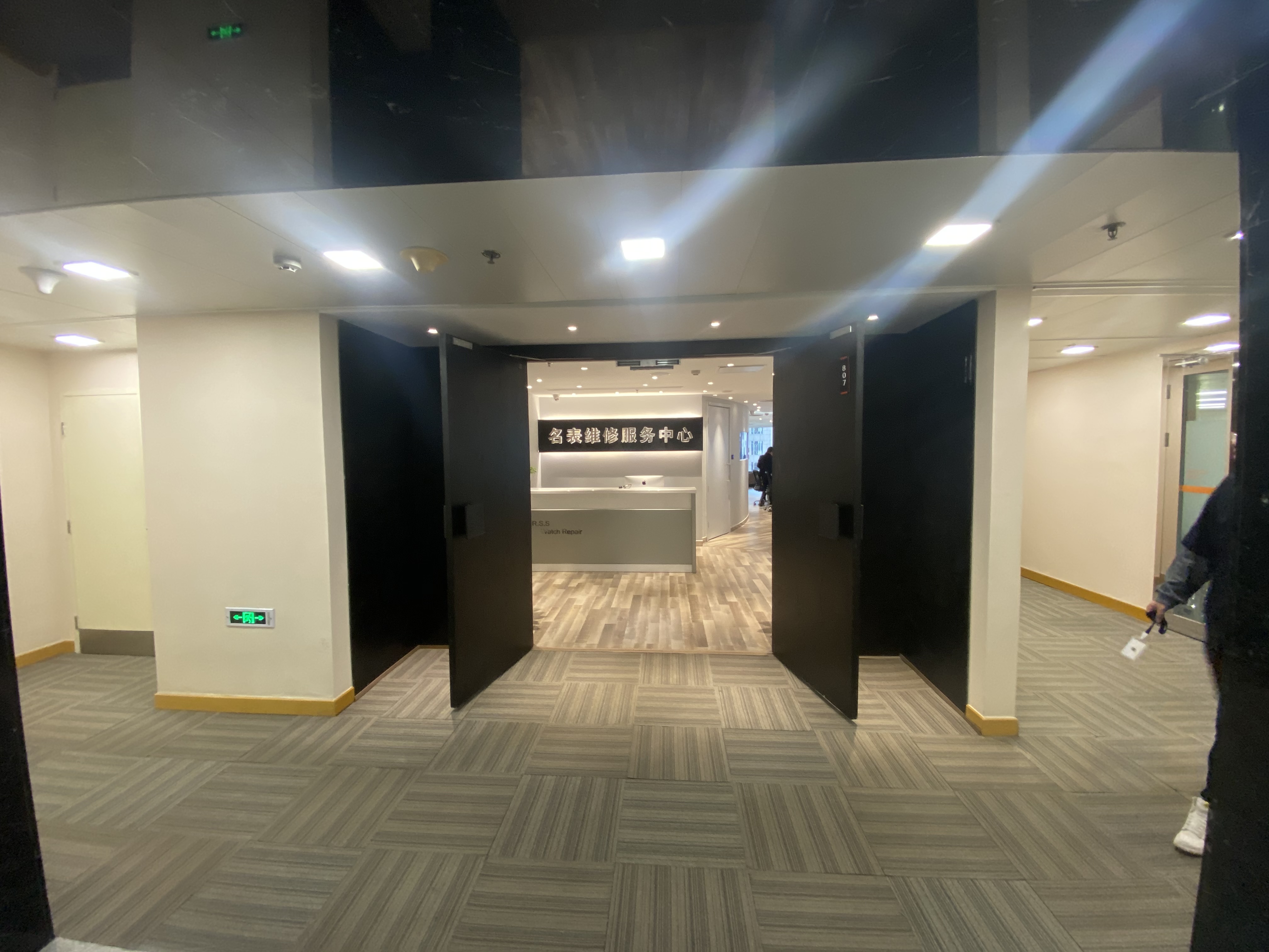 天津百货大楼宝玑专卖店售后维修保养服务中心